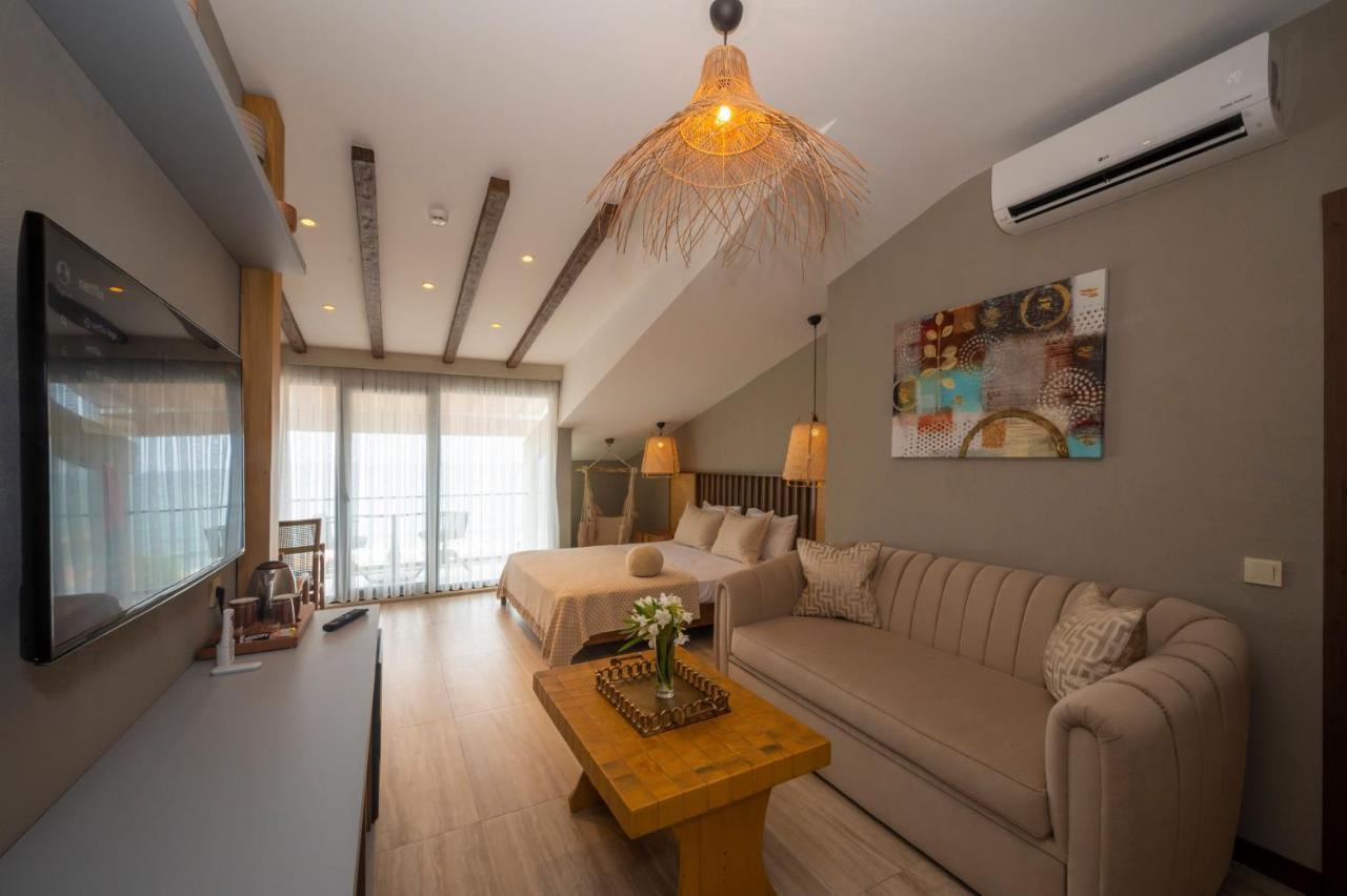 Villa Siesta Hotel Istanbul Airport Karaburun  ภายนอก รูปภาพ