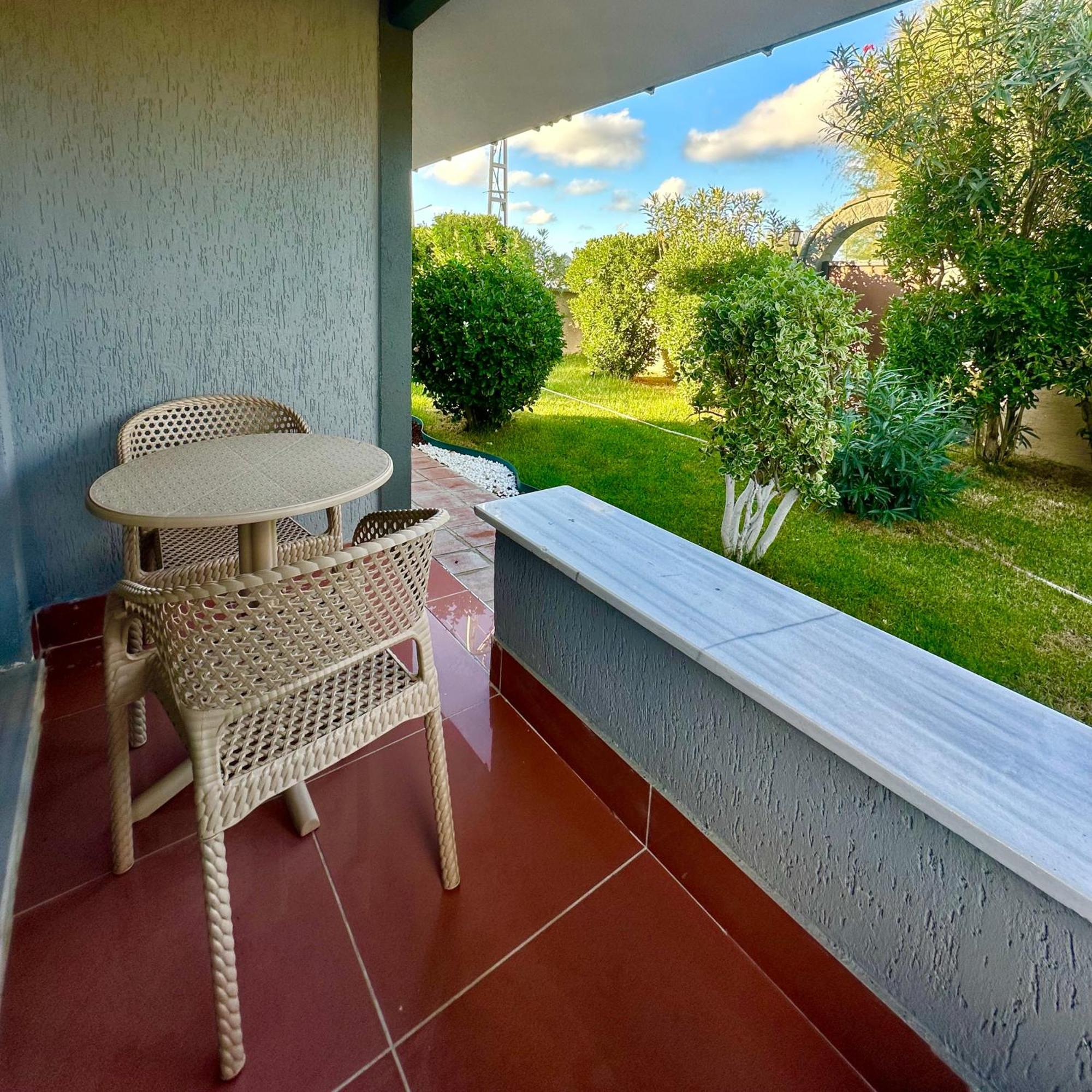 Villa Siesta Hotel Istanbul Airport Karaburun  ภายนอก รูปภาพ